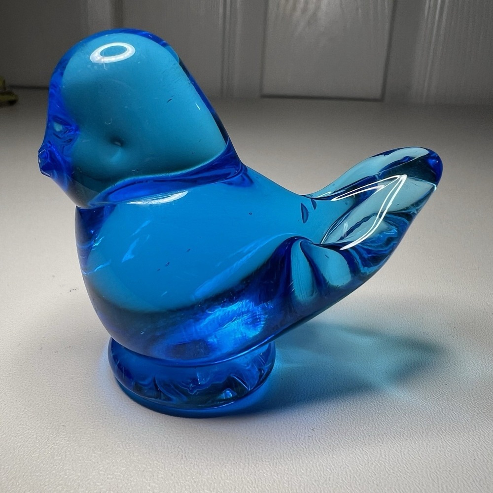 Bluebird of Happiness Glass Figurine Leo Ward